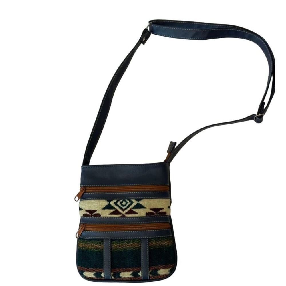 SOUTHWESTERN WOVEN CROSSBODY BAG
